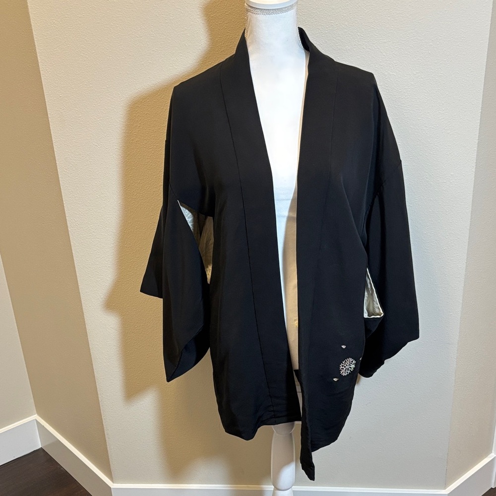 Black Open-Front Women's Kimono Blazer